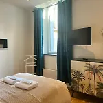 L'original - Courtais - Hypercentre Apartament